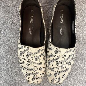 TOMS Women's Music Note Print Flats - Cream and Black